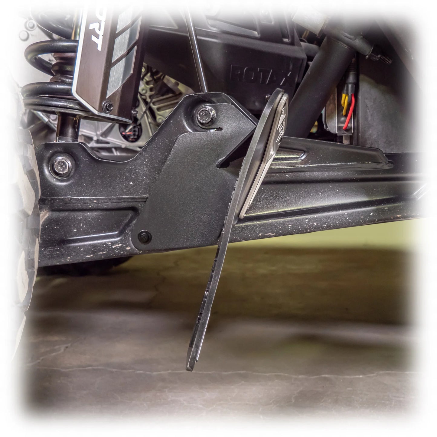 Aluminiowe osłony tylnego zawieszenia DRT Motorsports - Can-Am Maverick X3