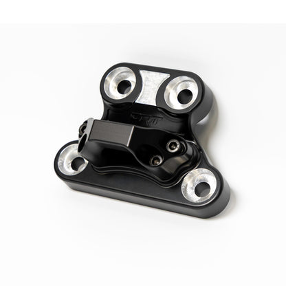 DRT Motorsports Can-Am Maverick R – dwuczęściowa płyta drążka z aluminium (billet)